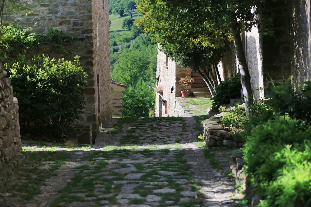 Borgo Di Carpiano Hotel Mengara Esterno foto